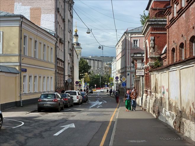 Подколокольный переулок в Москве. Как добраться, ближайшая станция Метро?